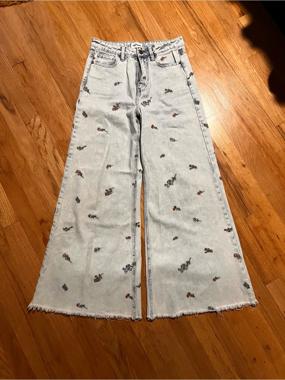 DRIFTWOOD Light Wash Wide-Leg Jeans with Floral Embroidery